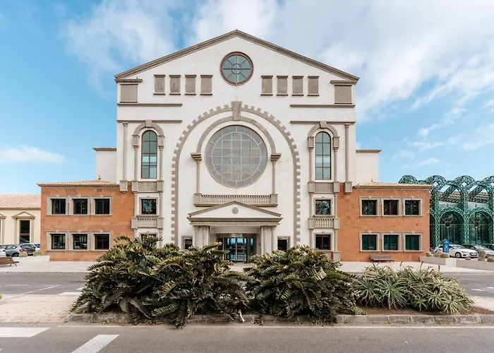 R2里卡尔马酒店 酒店 4*