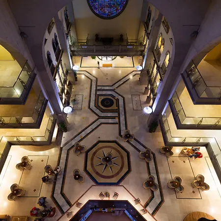 R2 Rio Calma كوستا كالما